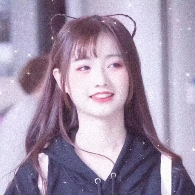推手推车的男人